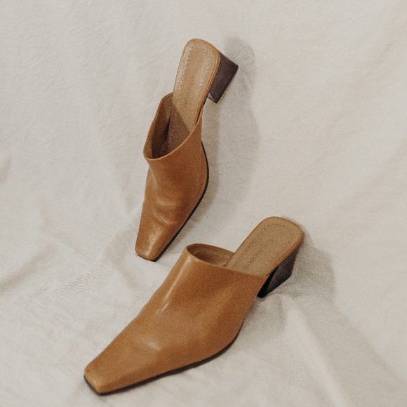 Vintage Enzo Angiolini Leather Heel Mules - Picture 3 of 6